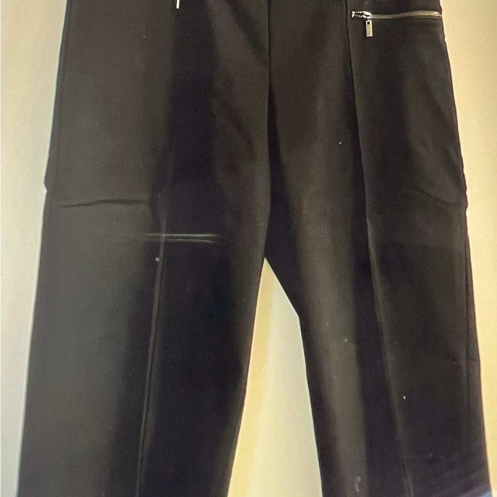 Style & Co. Classic Black CAPRIS